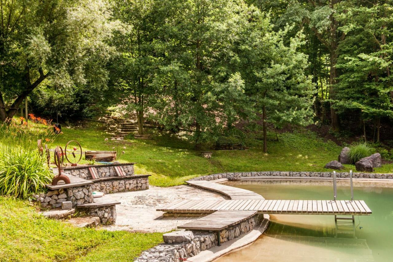 Country House With A Pool In Medvednica Nature Park Zagreb Eksteriør billede